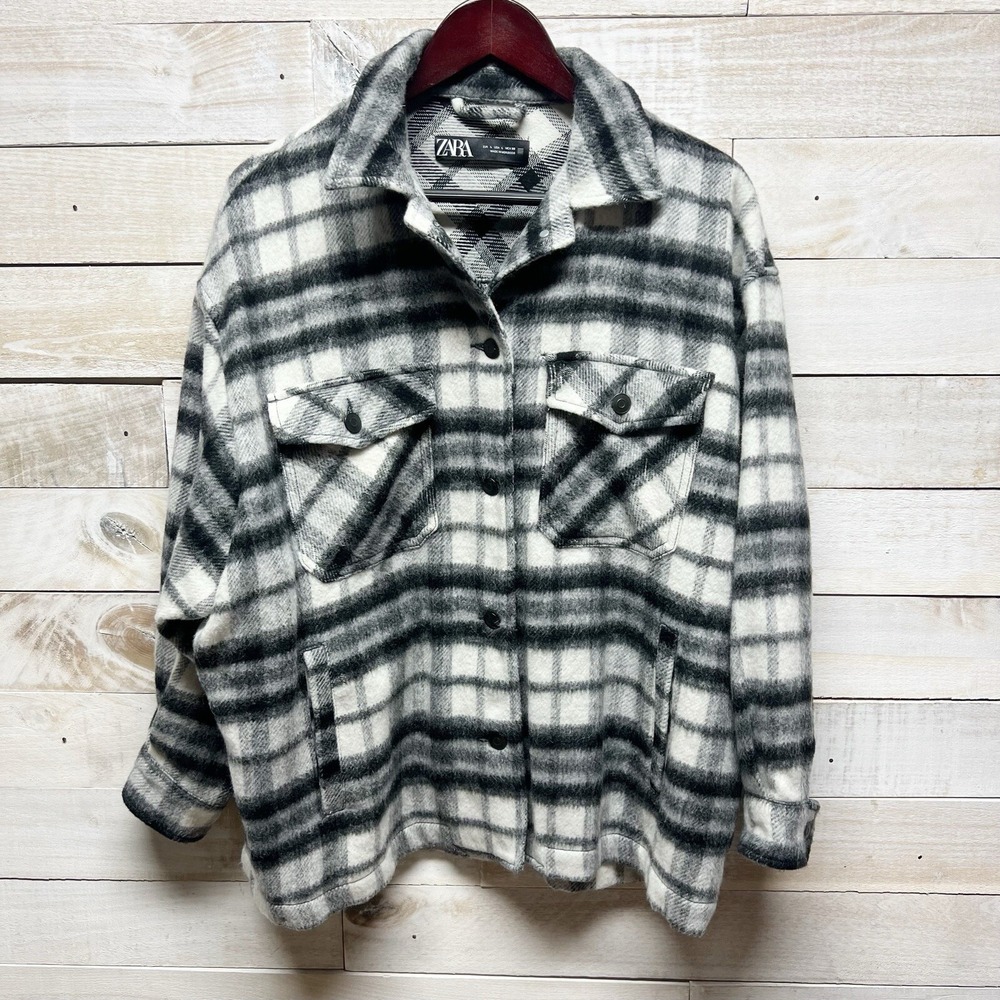 Zara Flannel Jacket Womens Large Black White Plaid Button Up Shacket Pockets